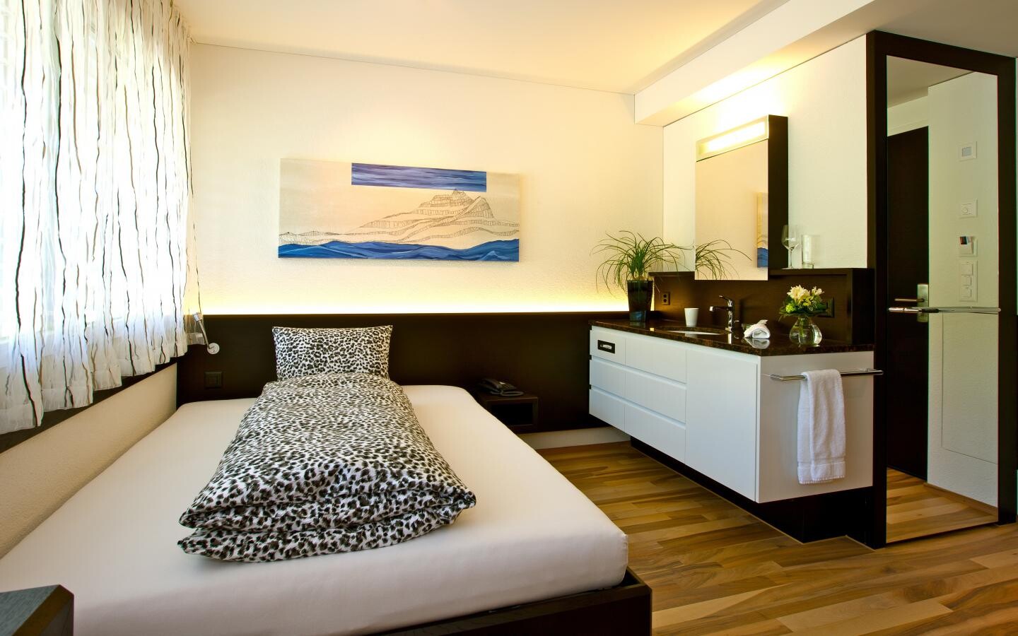 ezloft1201.jpg